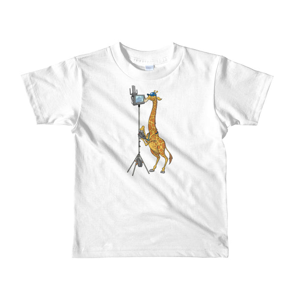 AC Toto the Giraffe | Wild On Set (Kids T-Shirt)