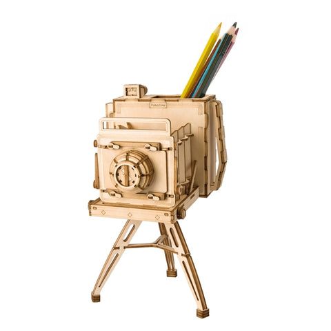 DIY 3D Wooden Vintage Camera Pencil Holder